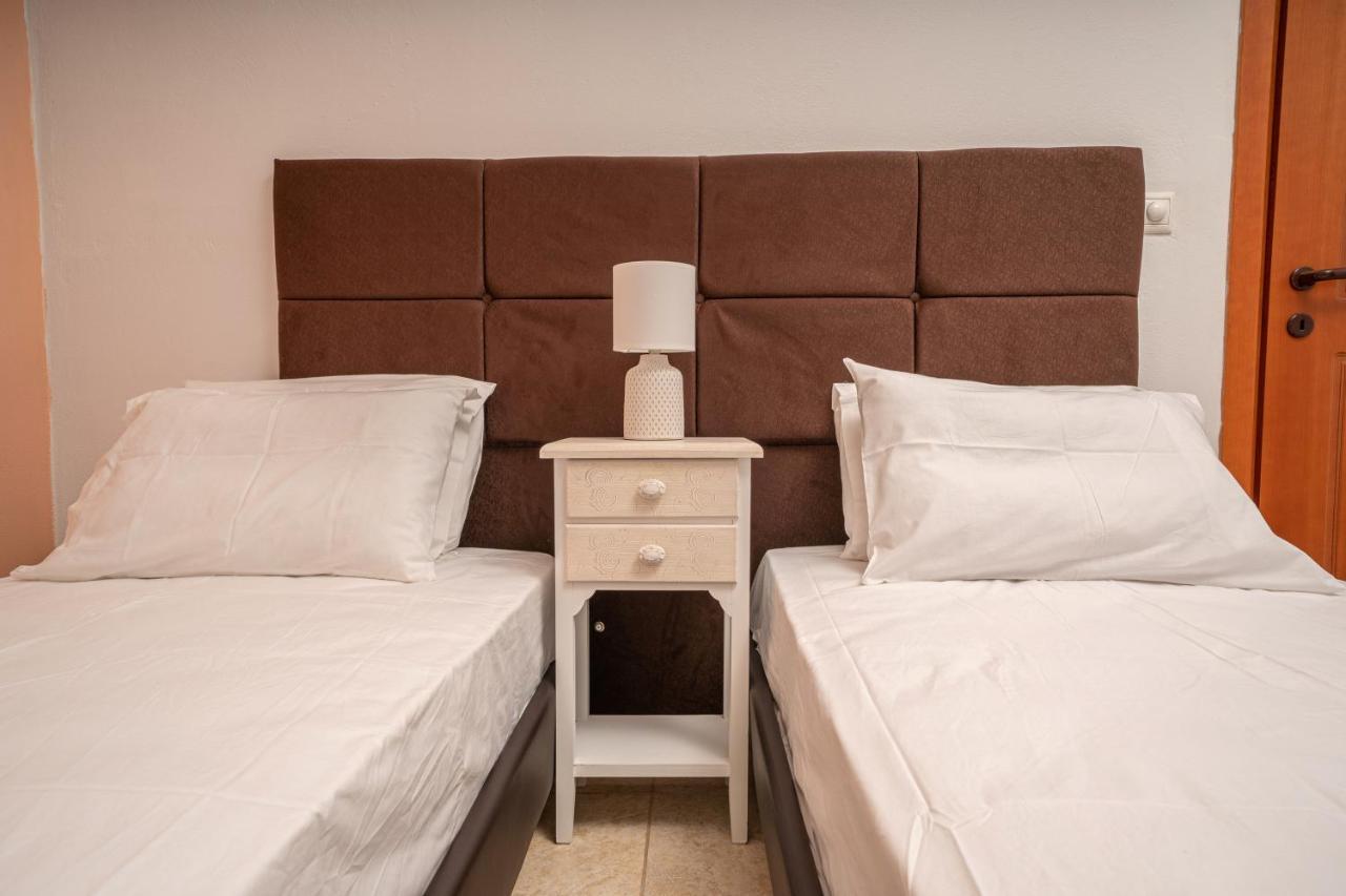 Eleonas Apartments Pouláta 外观 照片